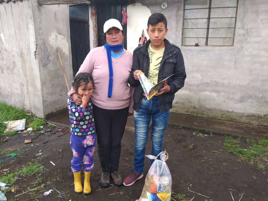 Familia beneficiaria de World Vision Ecuador